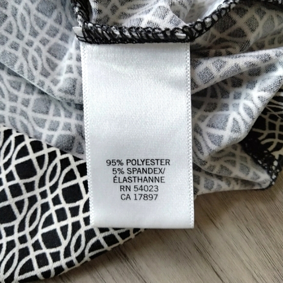 Banana Republic Chic V-Neck Tank w/Flattering Cinched Waist Size XS - Picture 6 of 8